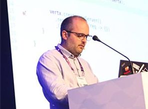 Modern app programming with RxJava and Eclipse Vert.x